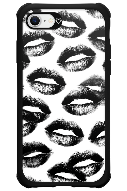 Ghost Kiss - Apple iPhone SE 2022