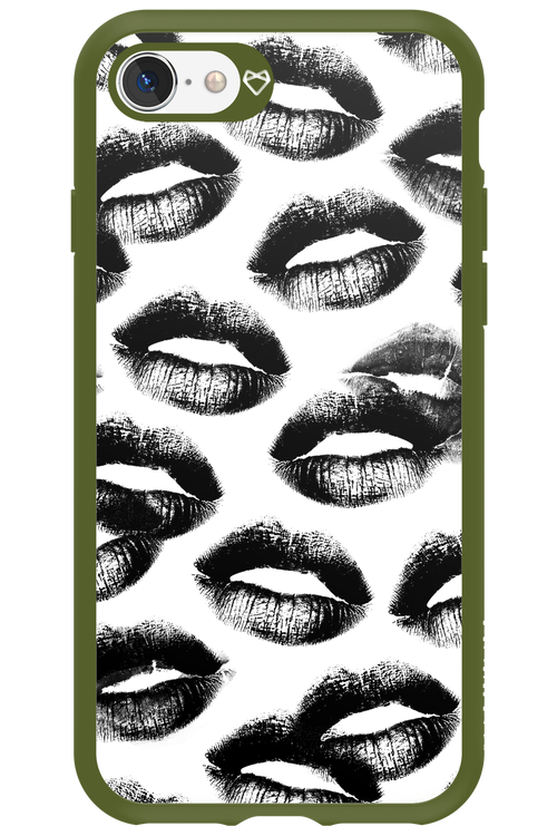 Ghost Kiss - Apple iPhone SE 2022