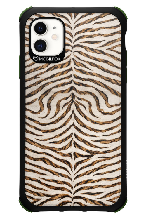 Adventure Charm - Apple iPhone 11