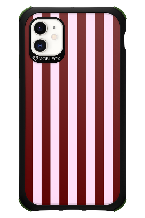 Circus Romance - Apple iPhone 11