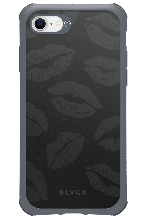 Dark Lips - Apple iPhone 8