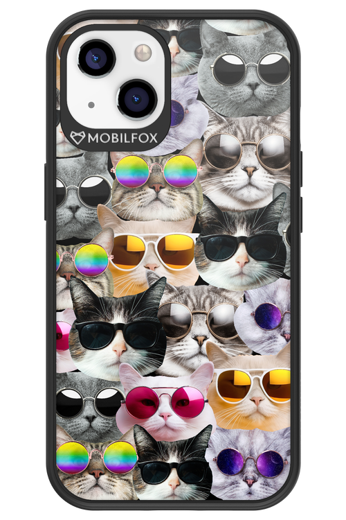 Cat World - Apple iPhone 13
