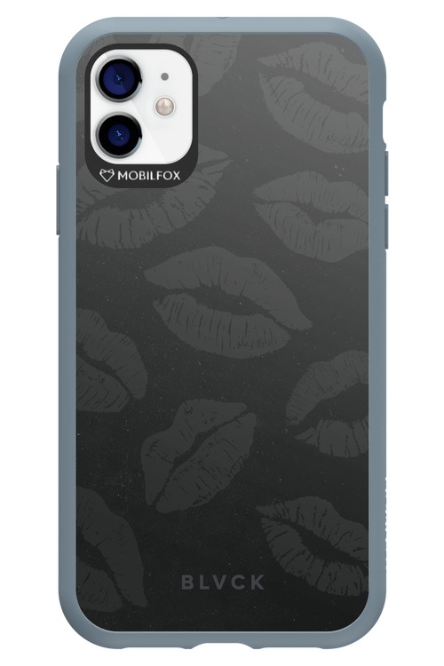 Dark Lips - Apple iPhone 11