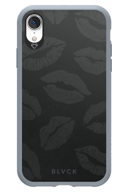 Dark Lips - Apple iPhone XR