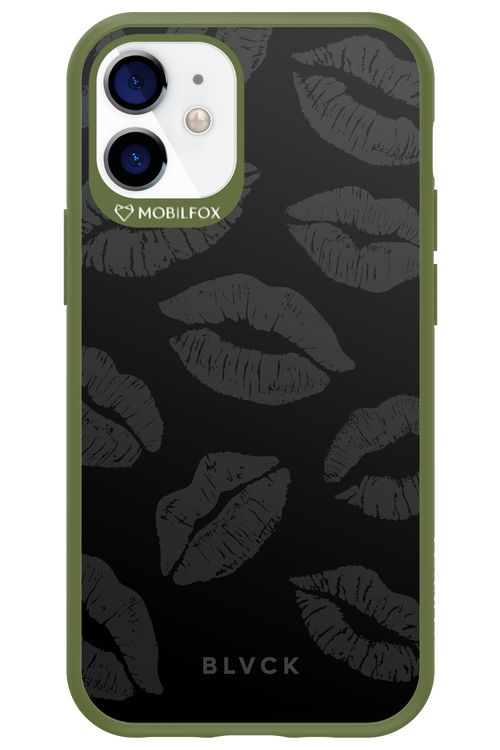 Dark Lips - Apple iPhone 12 Mini