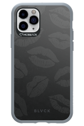 Dark Lips - Apple iPhone 11 Pro